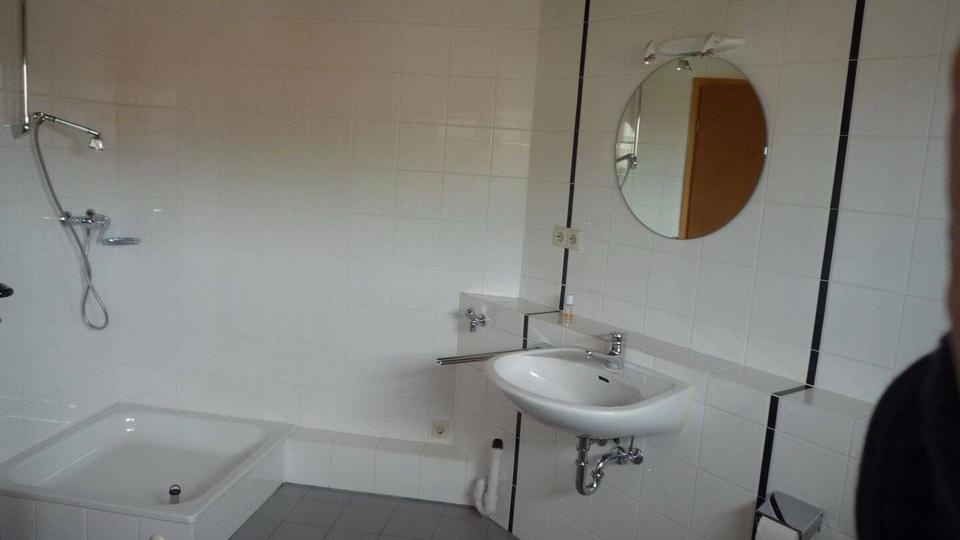 Dachgeschoßwohnung Volkertshausen - 2.5 Zimmer, 70 m&sup2;, 250.000&euro; | Angebot:26889109
