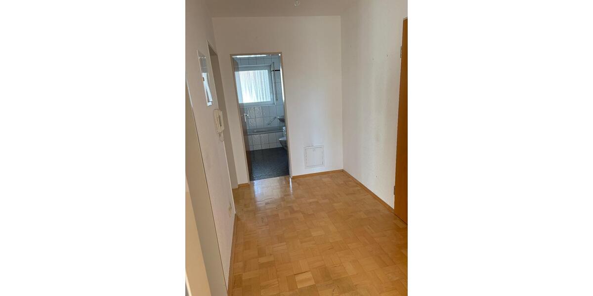 Helle 2-Zimmer-Wohnung mit Balkon, EBK in Neu-Ulm Gerlenhofen 2 zimmer