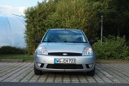 Ford Fiesta 180.000 km 1.000 &euro; Freiberg 09599