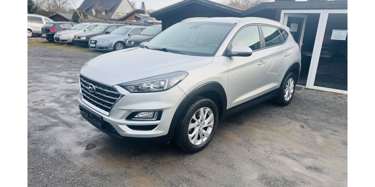 Hyundai TUCSON 62.366 km 15.900 € Salzgitter 38259