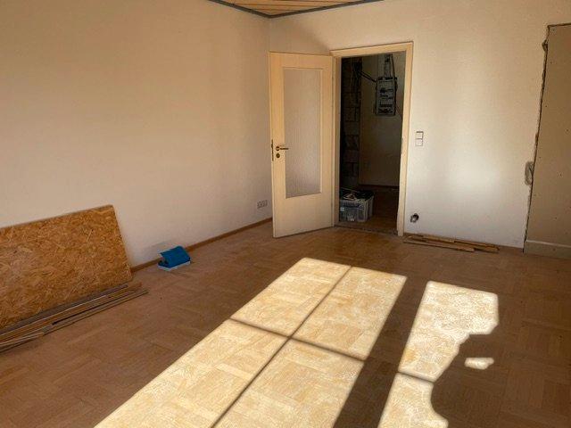 Etagenwohnung Jettingen-Scheppach Scheppach - 3 Zimmer, 86 m&sup2;, 180.000&euro; | Angebot:26561107