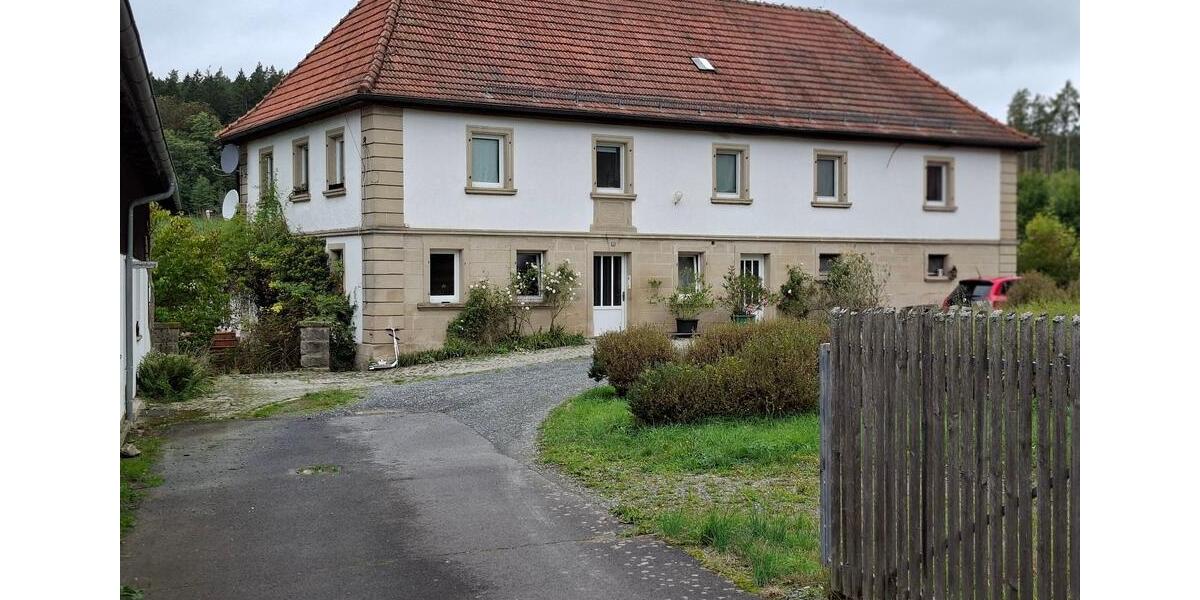 Etagenwohnung Weidenberg - 6 Zimmer, 160 m&sup2;, 298.999&euro; | Angebot:26393772