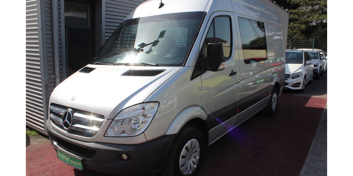 Mercedes-Benz Sprinter 128.327 km 15.979 &euro; Essen 45326