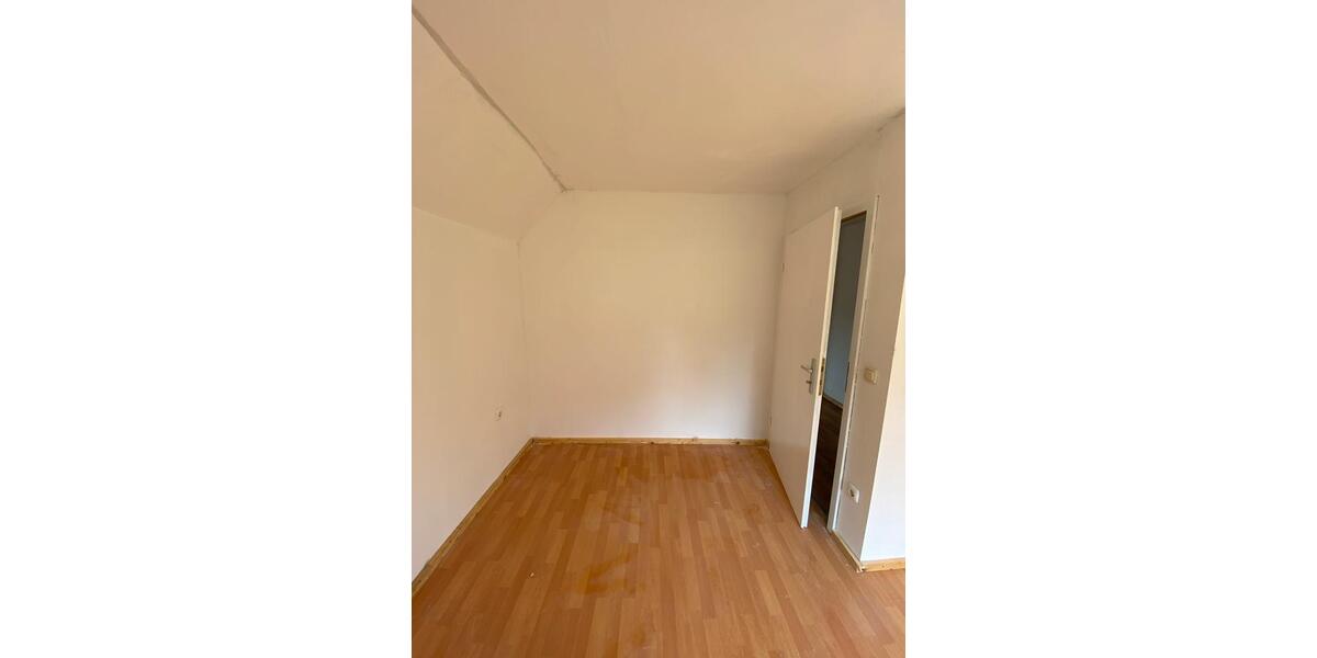 Mehrfamilienhaus, Wohnhaus Witzwort - 9 Zimmer, 250 m&sup2;, 185.000&euro; | Angebot:26704300