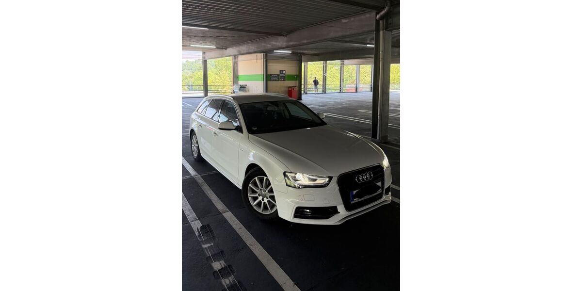 Audi A4 184.000 km 12.900 &euro; Stuttgart 70437