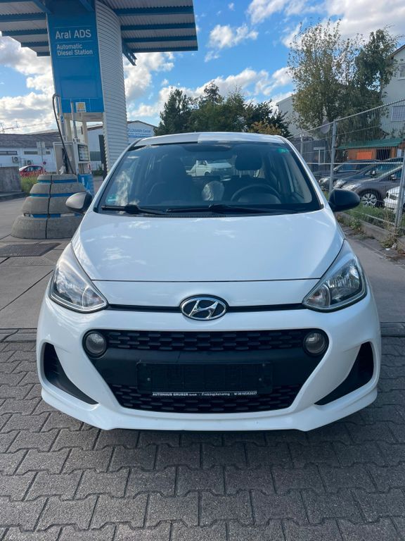 i10