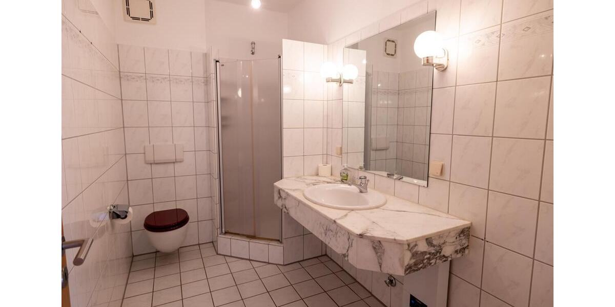 Dachgeschoßwohnung Delmenhorst - 2 Zimmer, 64 m&sup2;, 540&euro; | Angebot:26680286