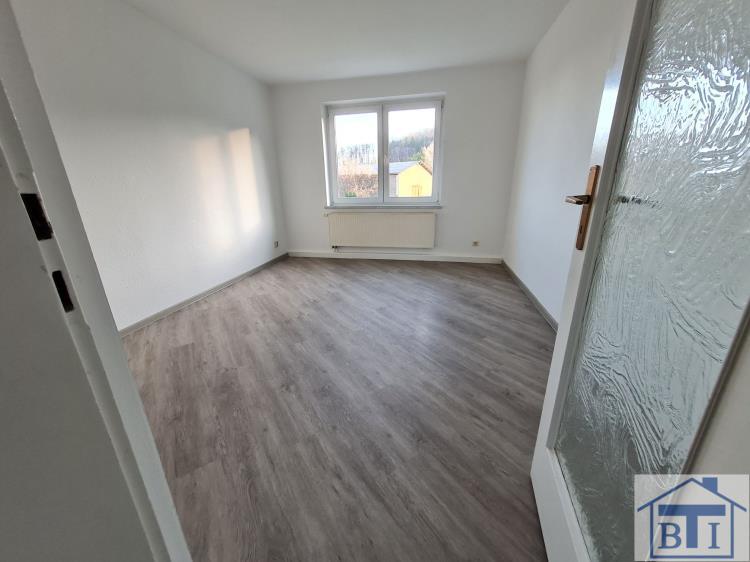 Etagenwohnung Leutersdorf - 3 Zimmer, 58 m&sup2;, 310&euro; | Angebot:25976362