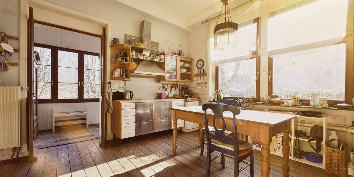 Mehrfamilienhaus, Wohnhaus Frankfurt am Main Seckbach - 6 Zimmer, 242 m&sup2;, 1.200.000&euro; | Angebot:26139136