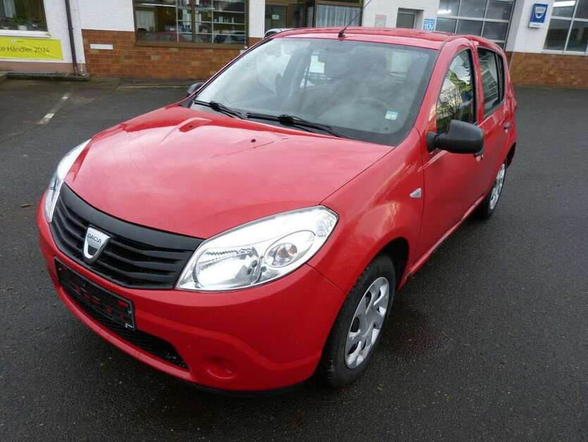Dacia Sandero 196.381 km 699 € Oberviechtach 92526