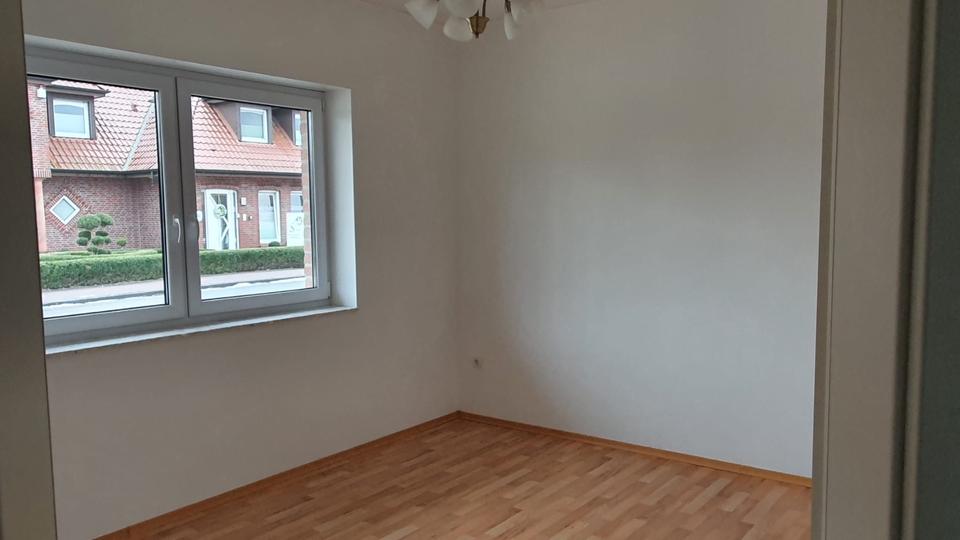 Bungalow Dörpen - 3 Zimmer, 93 m&sup2;, 780&euro; | Angebot:26397925