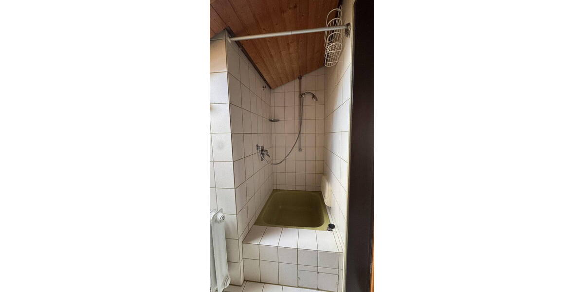 Einfamilienhaus Ellwangen - 7 Zimmer, 167 m&sup2;, 455.000&euro; | Angebot:26167080