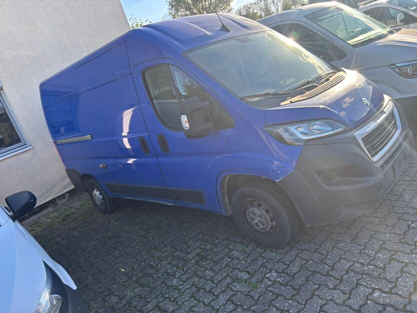 Peugeot Boxer 41.252 km 12.900 € Salzgitter 38259