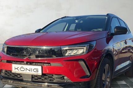 Opel Grandland (X) 13.821 km 29.499 &euro; Heyrothsberge 39175
