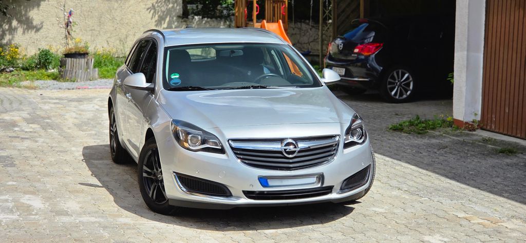 Opel Insignia 70.000 km 10.650 &euro; Köfering 93096