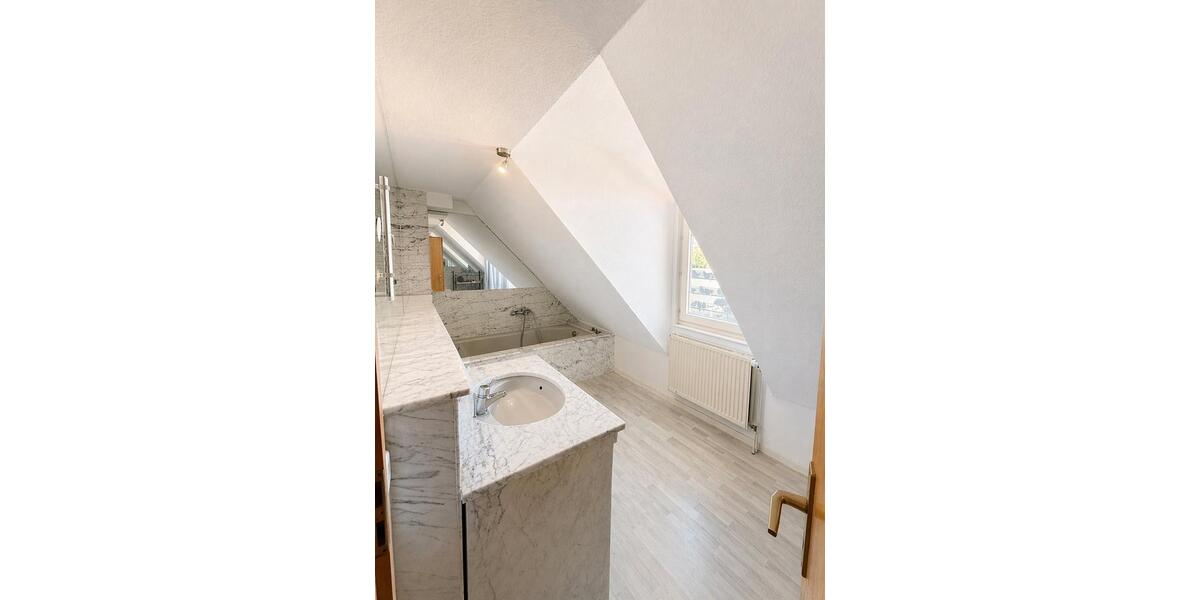 Dachgeschoßwohnung Bokensdorf - 3 Zimmer, 68 m&sup2;, 139.000&euro; | Angebot:26537646