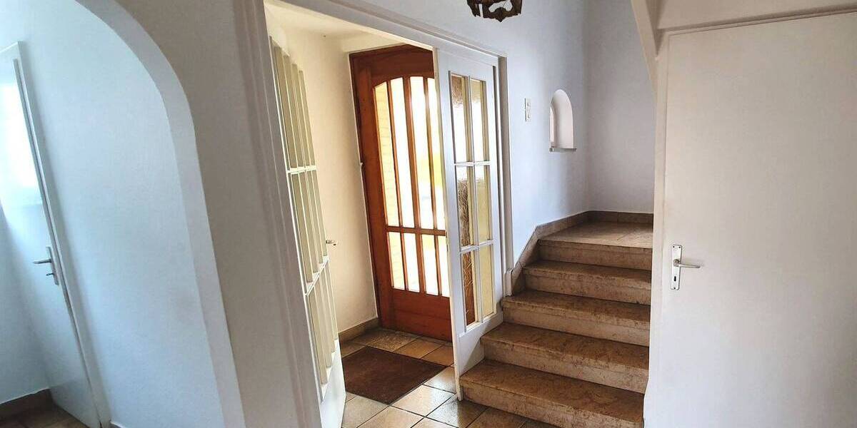 Einfamilienhaus Achern Großweier - 7 Zimmer, 165 m&sup2;, 350.000&euro; | Angebot:25703677