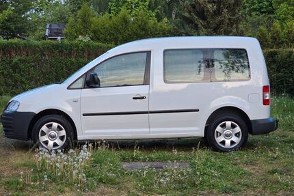 VW Caddy 106.000 km 5.200 &euro; Dresden 01307