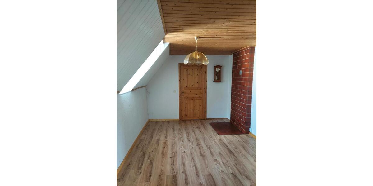 Einfamilienhaus Leipzig Nord - 10 Zimmer, 200 m&sup2;, 175.000&euro; | Angebot:26858164
