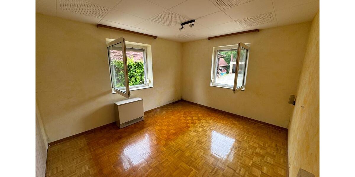 Mehrfamilienhaus, Wohnhaus Schwäbisch Gmünd Bargau - 9 Zimmer, 189 m&sup2;, 278.999&euro; | Angebot:26705483
