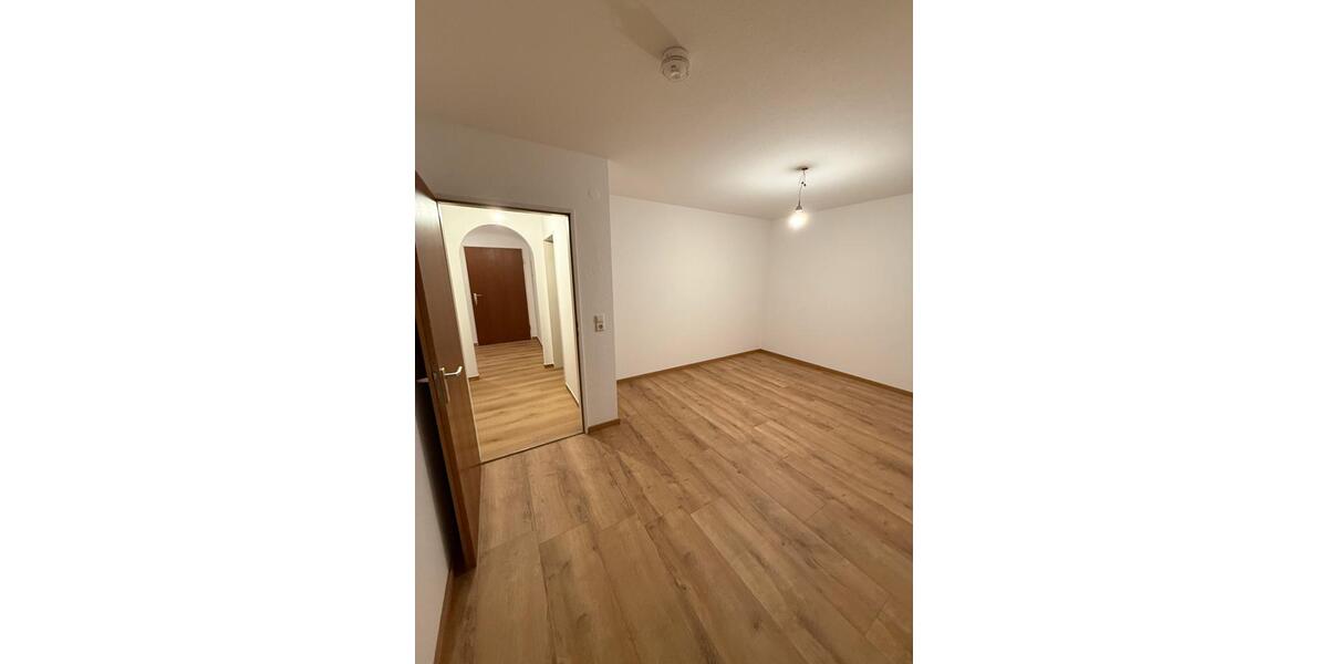 Etagenwohnung Bad Schussenried - 3 Zimmer, 80 m&sup2;, 800&euro; | Angebot:25357673