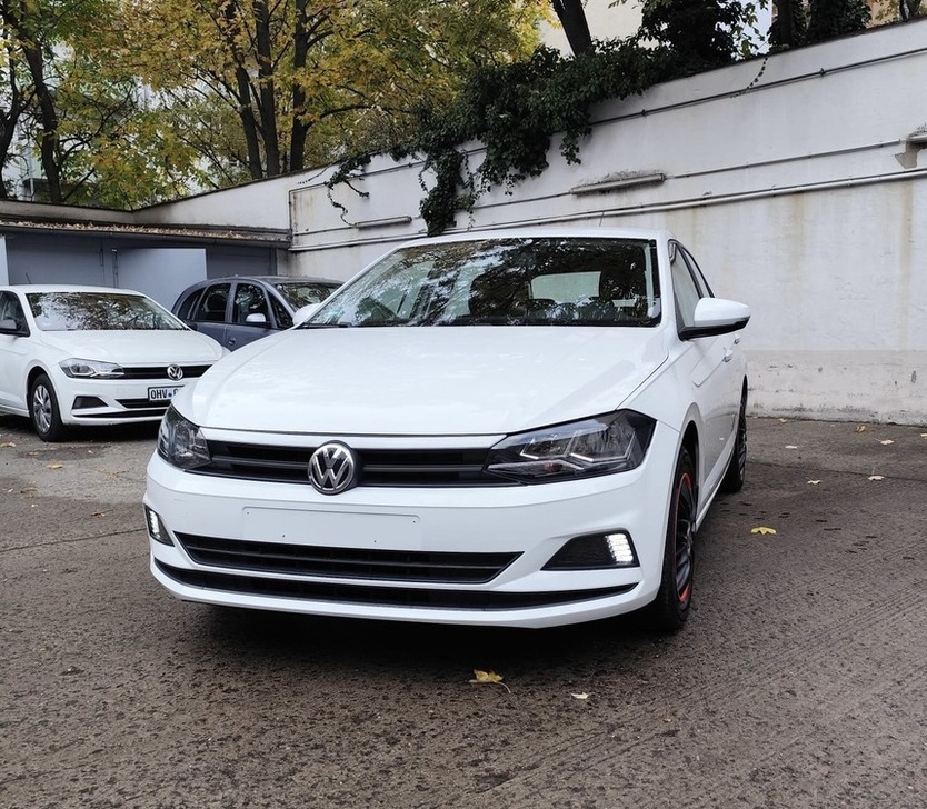 VW Polo VI 1.Hand Bordcomputer 81.589 km 8.900 € Berlin 10247