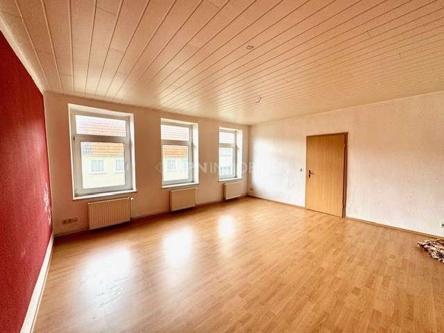 Haus zum Kaufen in Tessin 199.000 € 142 m²