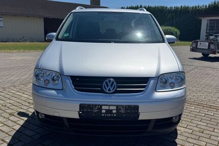 VW Touran 197.460 km 1.990 &euro; Meckenbeuren 88074