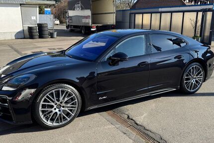 Porsche Panamera 11.700 km 194.900 &euro; Köln 50670