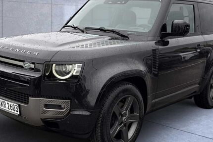 Land Rover Defender 16.000 km 70.899 € Hamburg 22525