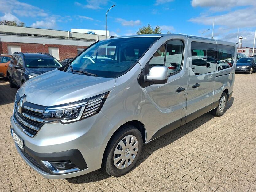 Renault Trafic 32.610 km 32.900 € Erkelenz 41812