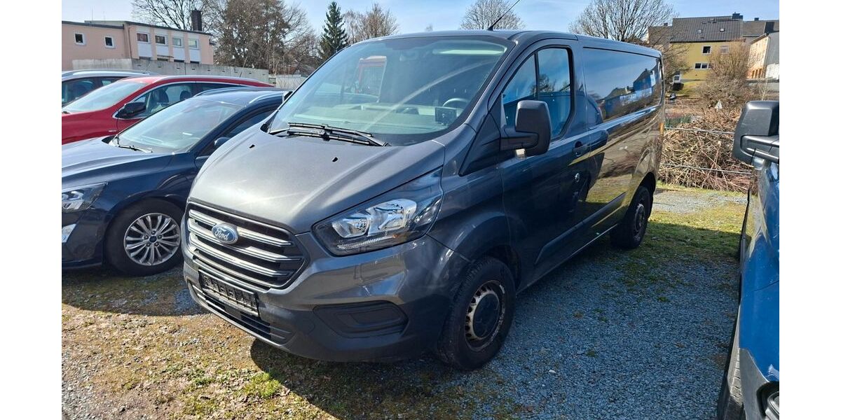 Ford Transit Custom 170.000 km 8.900 &euro; Naila 95119