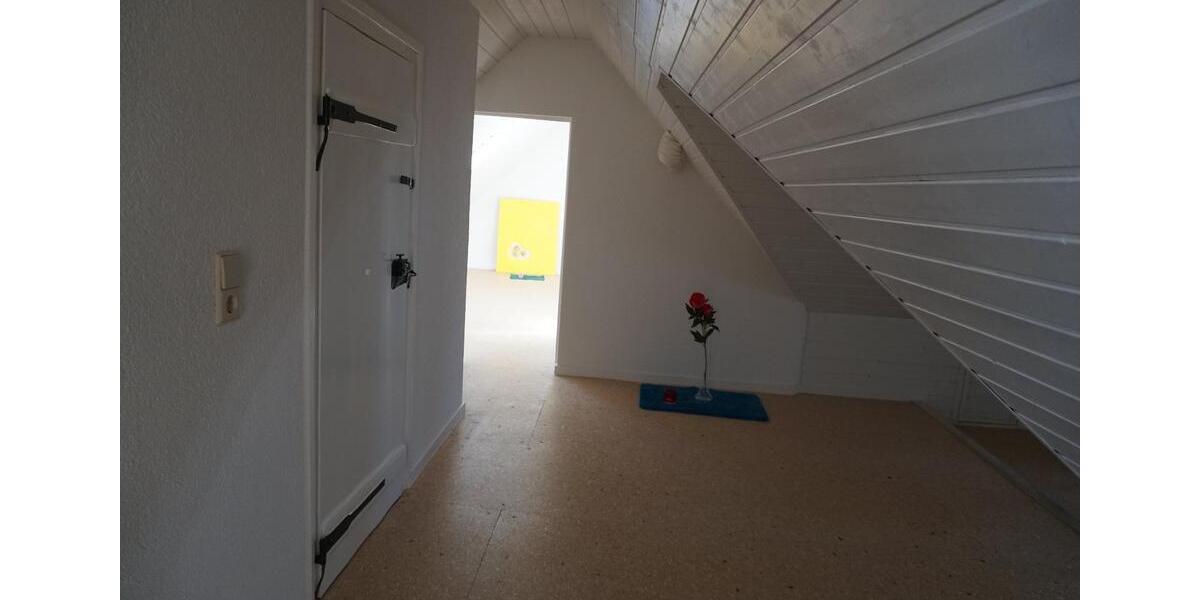 ****schöne helle sonnige große 5 Zimmerwohnung auf 2 Ebenen im OG 5 zimmer