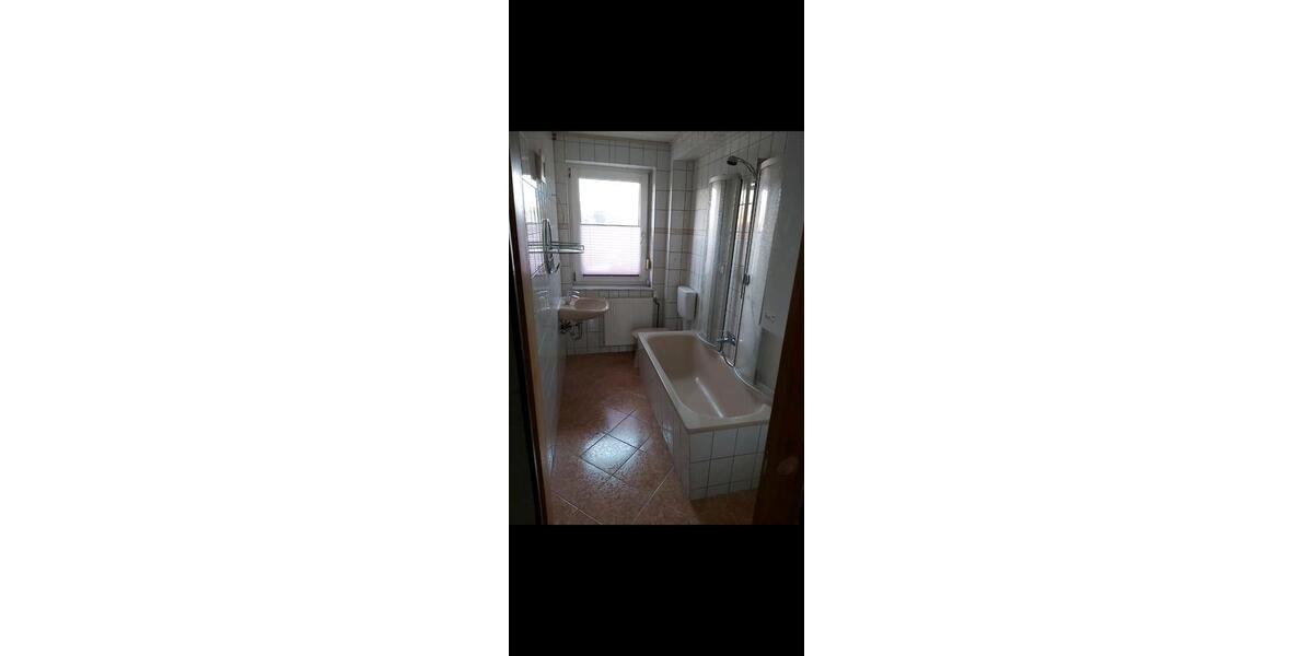 Etagenwohnung Zörbig - 1 Zimmer, 66 m&sup2;, 380&euro; | Angebot:24951198