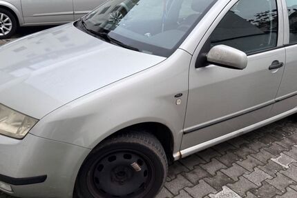 Skoda Fabia 220.000 km 1.189 &euro; Hanau 63450