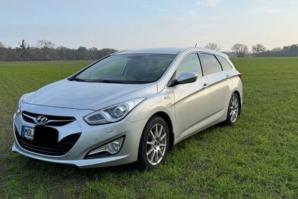 Hyundai i40 88.000 km 8.700 € Fredersdorf-Vogelsdorf 15370