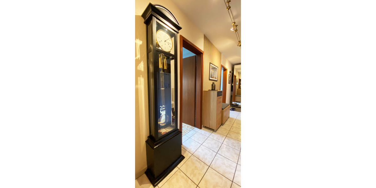 Wohnen mit Charakter - Große 3 Zimmer Wohnung inklusive TOP Mieter 3 zimmer