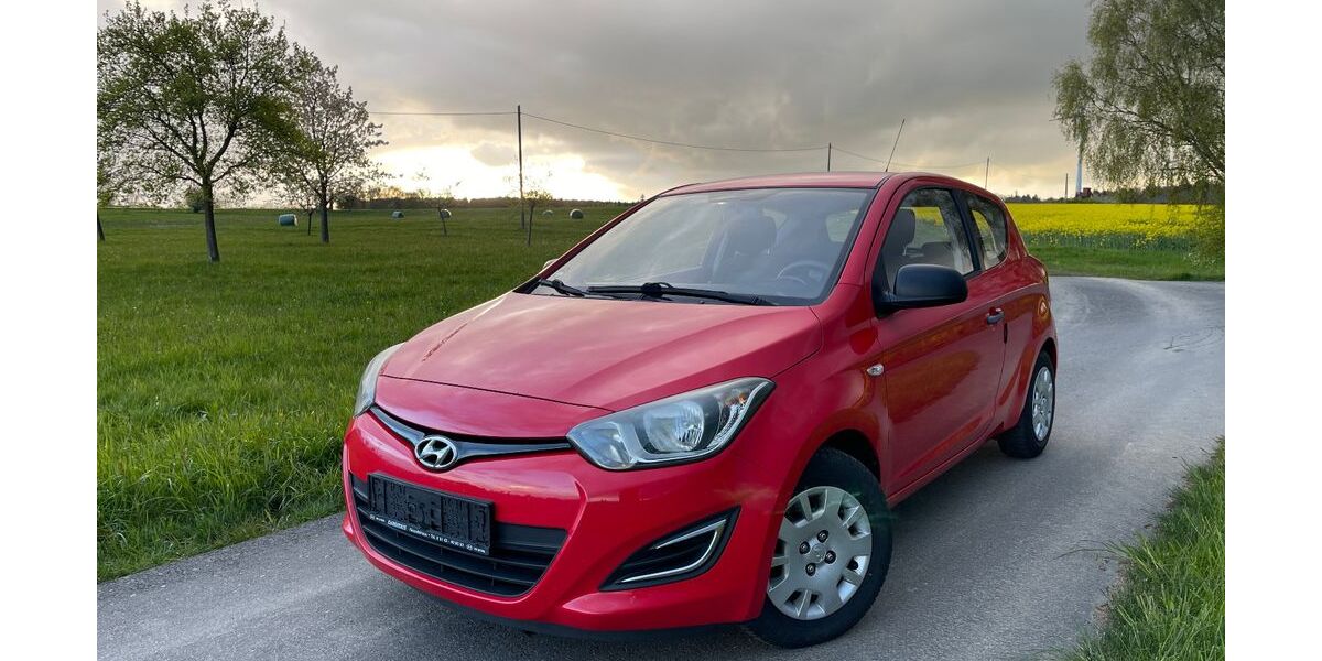 Hyundai i20 180.926 km 2.200 &euro; Kappel 55483