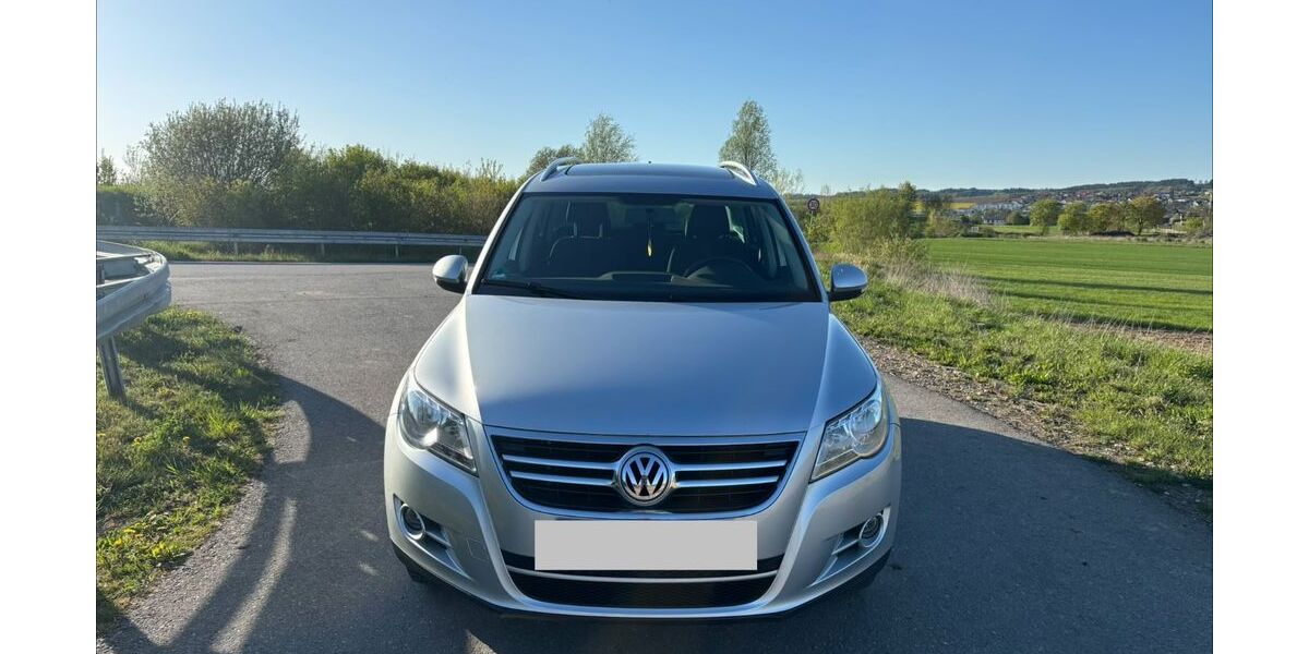 VW Tiguan 142.000 km 9.000 &euro; Schierling 84069