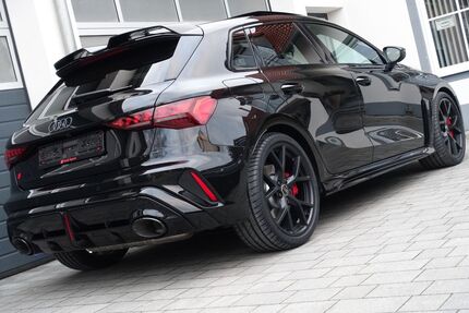 Audi RS3 6.950 km 68.850 € Langquaid 84085