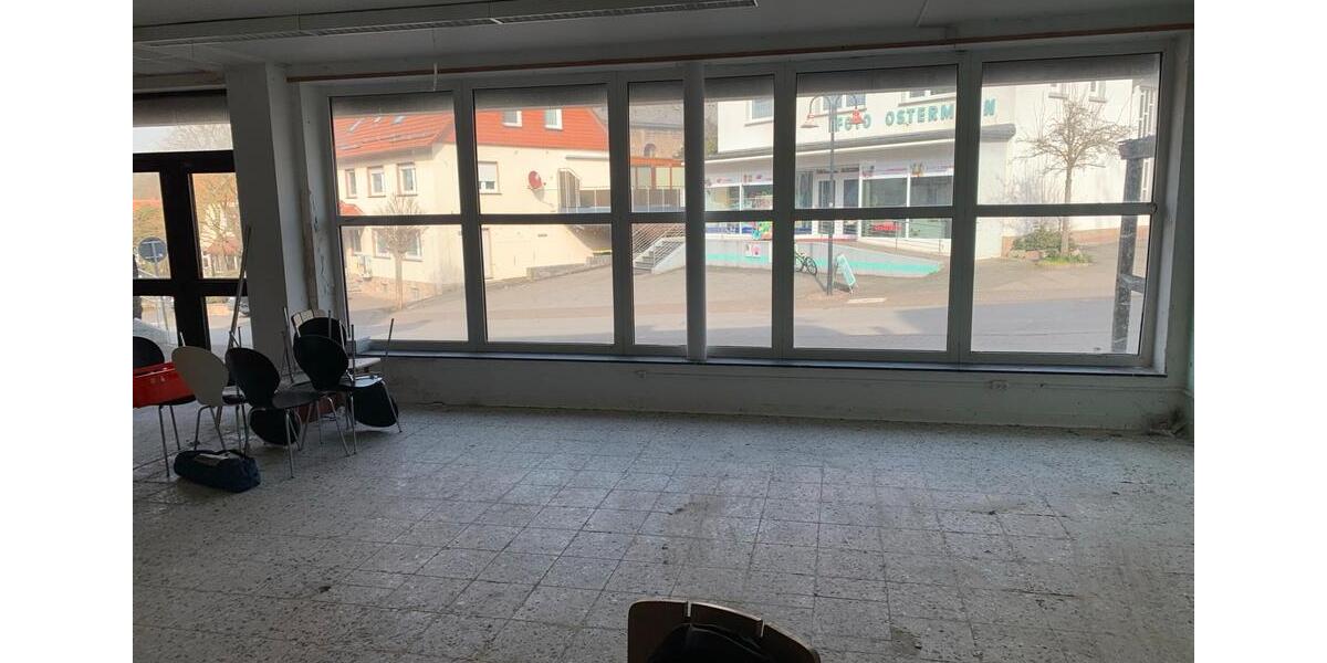 Einfamilienhaus Diemelsee - 7 Zimmer, 250 m&sup2;, 690&euro; | Angebot:26657051