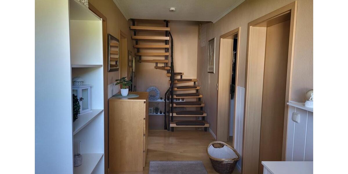 Doppelhaushälfte Leopoldshöhe - 6 Zimmer, 160 m&sup2;, 450.000&euro; | Angebot:26836319