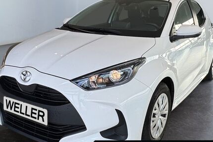 Toyota Yaris 37.684 km 14.990 &euro; Bielefeld 33609