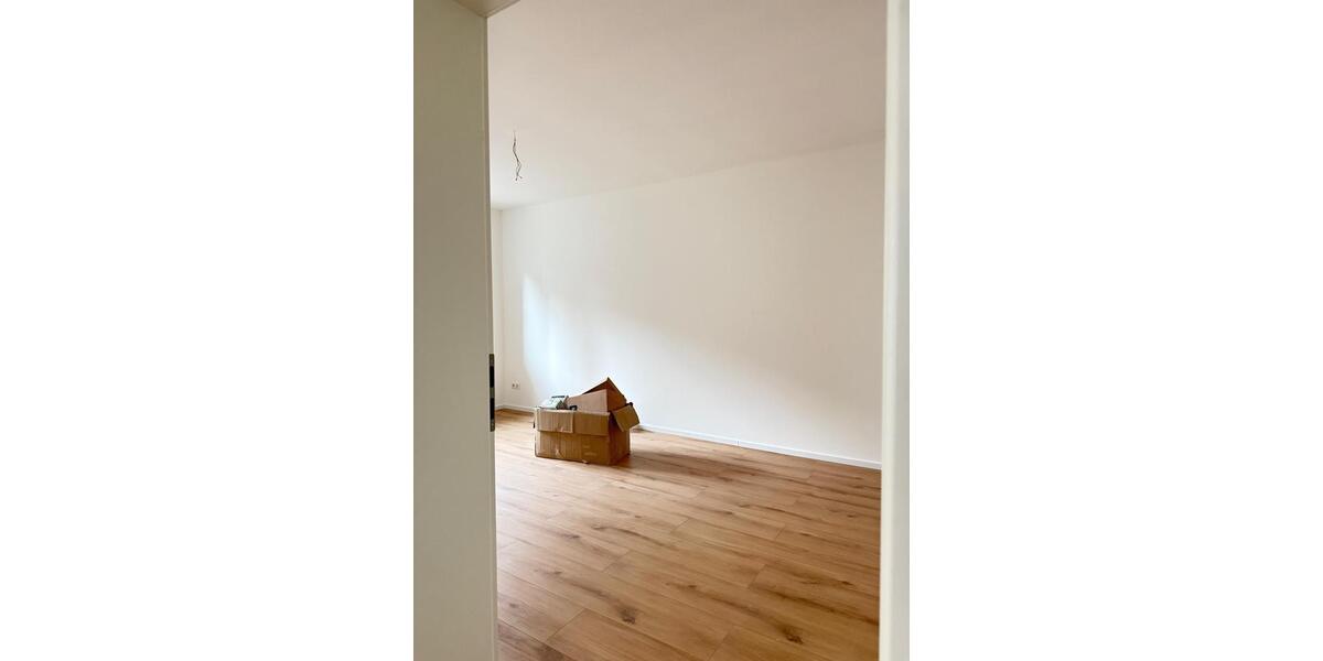 Erdgeschoßwohnung Großmaischeid - 3 Zimmer, 90 m&sup2;, 1.360&euro; | Angebot:26647776