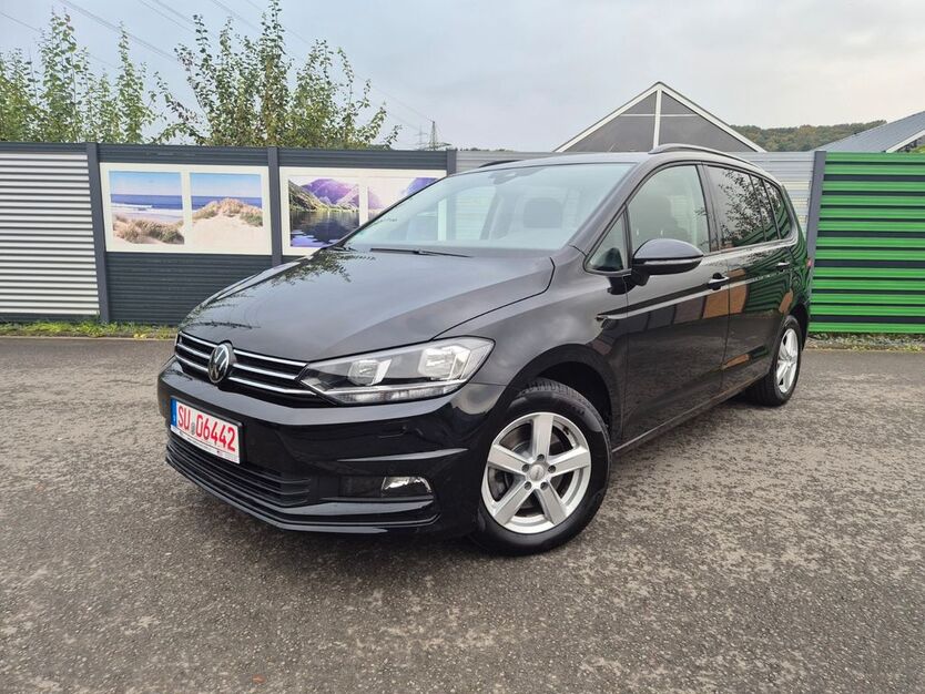 VW Touran 13.210 km 27.999 € Bornheim 53332