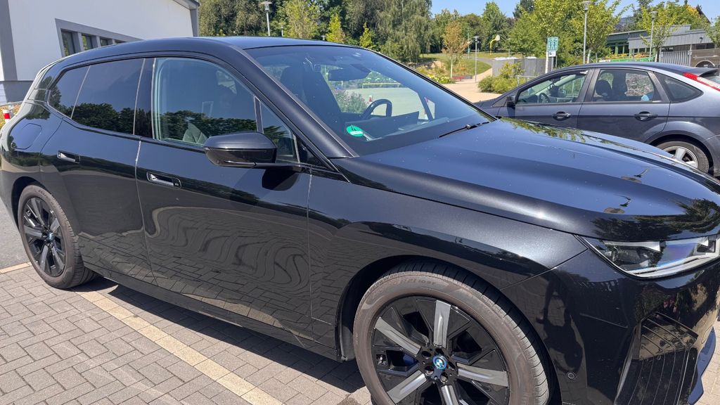 BMW iX 118.503 km 37.800 &euro; Bad Honnef 53604