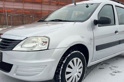 Dacia Logan 156.000 km 2.990 &euro; Berlin 12057