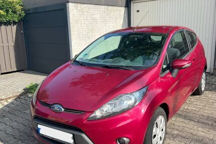 Ford Fiesta 169.000 km 2.400 € Kaarst 41564