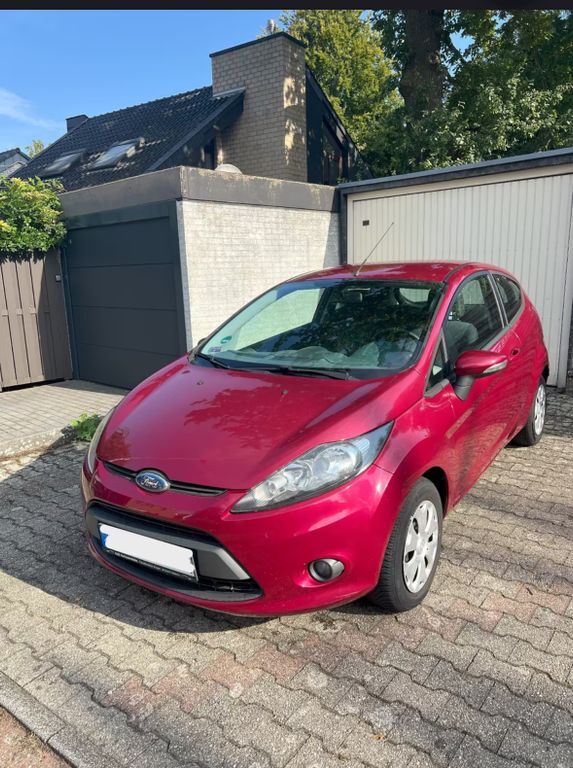 Ford Fiesta 169.000 km 2.400 € Kaarst 41564
