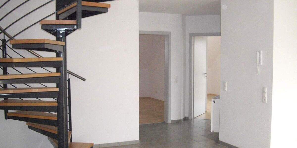 Neuwertige ExclusiveModerneHelle Maisonettwohnung 4 Zimmer im Neubaugebiet SennfeldRempertshag 4 zimmer